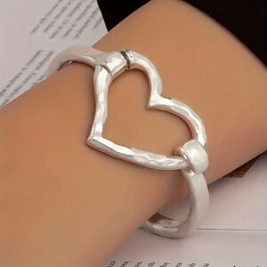 Large Unique Hollow Heart-Shaped Design Cuff Bangle Bracelet